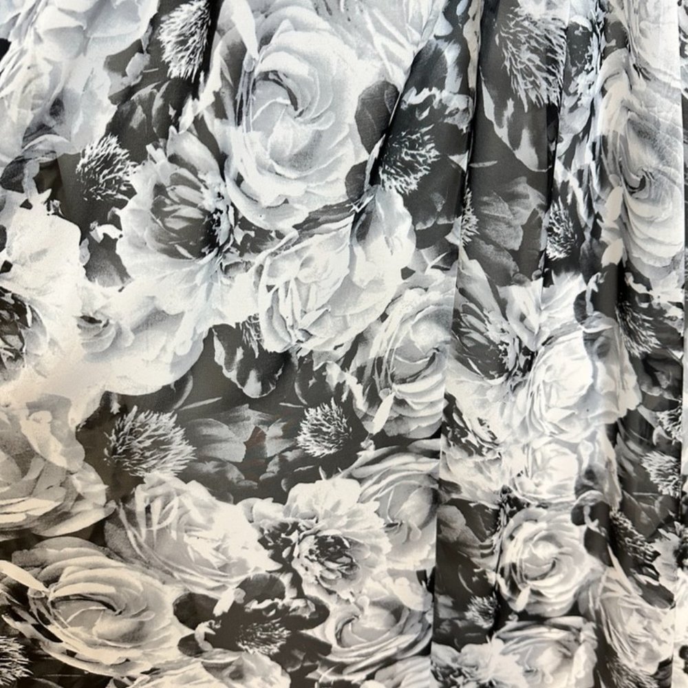 AIDAN by AIDAN MATTOX FLORAL DOUBLE V GOWN - Picture 11 of 11